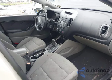 2014 Kia Forte Lx z USA, uszkodzony, nr VIN KNAFK4A6XE5177094